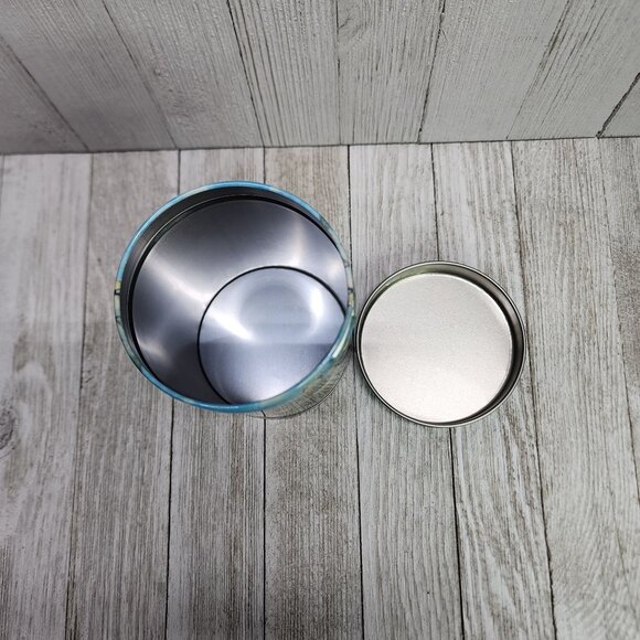 Vintage Christmas Holiday Nesting Tin Container Metal Storage Round 5'' Tall - Picture 4 of 6